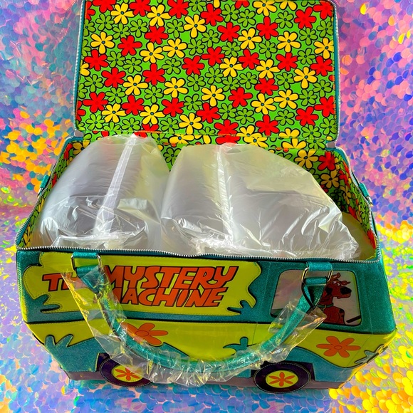 COPY - Dolls Kill x Scooby Doo Mystery Machine Weekender Bag - Picture 3 of 10